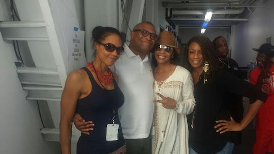 Cindy Herron, Reggie, Terry Ellis, Rhona Bennett (Flavor Flav)